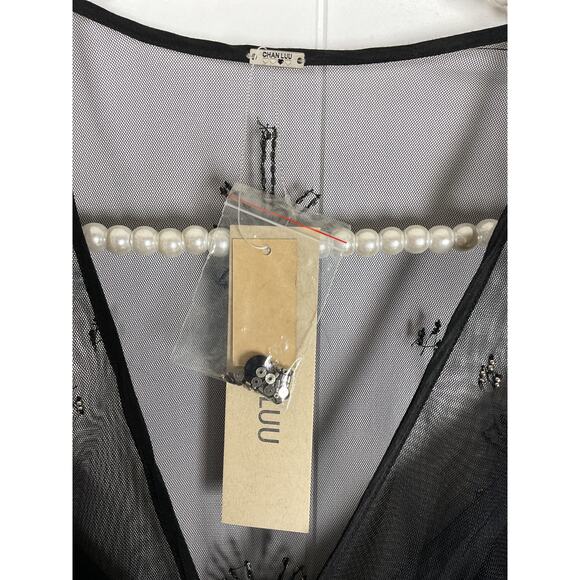 Chan Luu Women's Nora Dress with Star Beaded Embroidery in Black Size Medium NWT - Picture 6 of 8